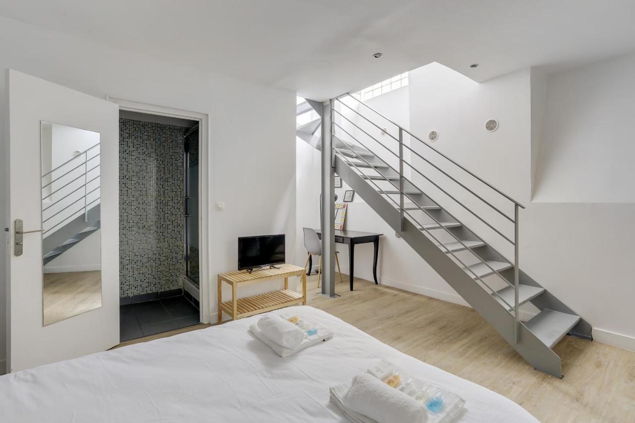 170 Suite Angouleme Large Duplex Style Apt With1 Bdr Paris Central Exterior foto